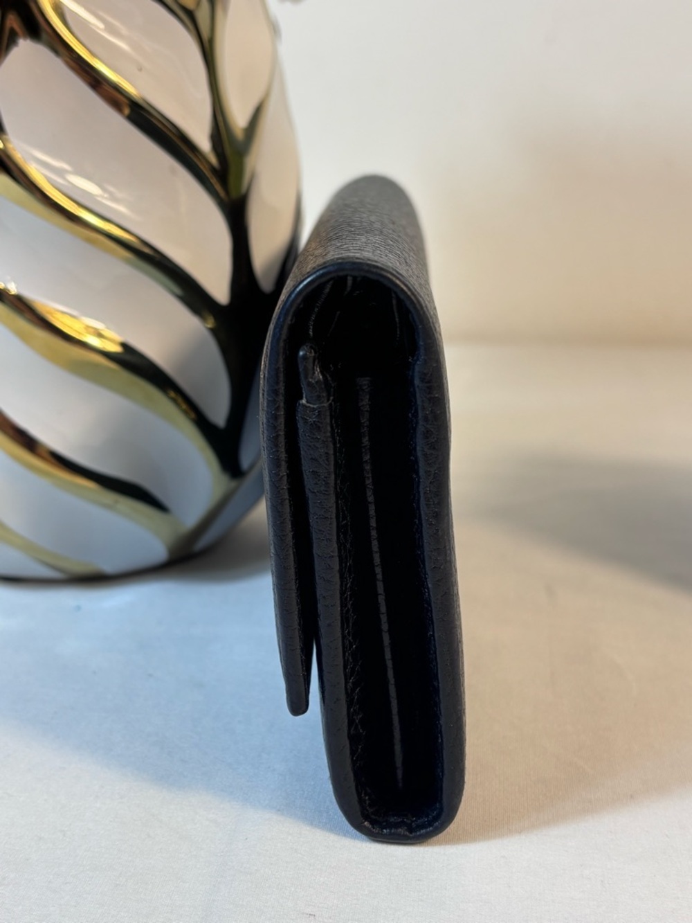 Gucci Marmont Black Flap Wallet - Picture 4 of 15